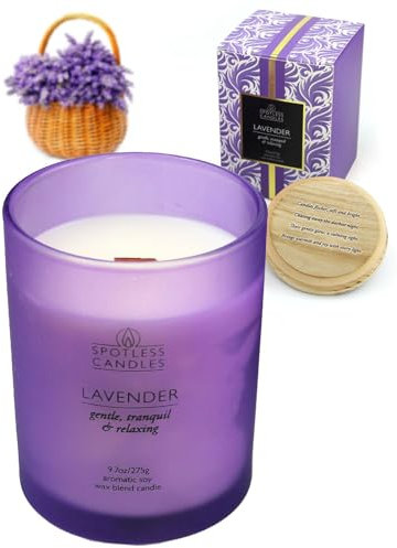 Lavendelkerze – 9,7 oz /275 g Lavendel-Duftkerze im violetten Glasgefäß mit Holzdeckel und knisterndem Holzdocht in einer luxuriösen Geschenkbox – sanft, ruhig und entspannend