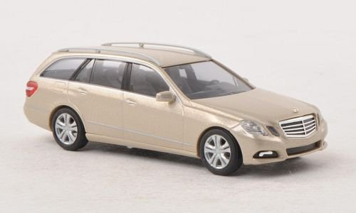 Mercedes E-Klasse T-Modell (S212), met.-hell-beige, Modellauto, Fertigmodell, Busch 1:87