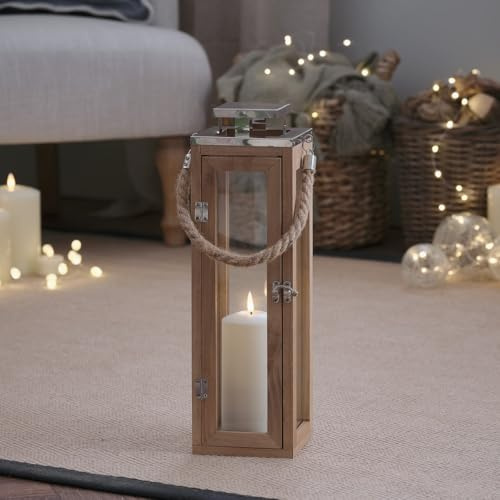 Lights4Fun Salcombe Holzlaterne mit TruGlow® LED-Kerze | Batteriebetrieb | mit Fernbedienung & 6-Std.-Timer | Dekorative Deko-Laterne für Terrasse, Balkon & Wohnraum | 34 × 13 × 13 cm