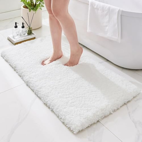 Ruggnovea Badezimmerläufer, 61 x 178 cm, weiß, maschinenwaschbar, Plüsch, lang, dick, rutschfest, Badteppich für Badezimmer, Boden, groß, saugfähiger Teppich für Badewanne