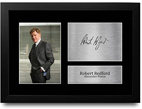 HWC Trading FR A4 Robert Redford Avengers Alexander Pierce Geschenke Geducktes Signiertes Autogramm Foto für Fans von Film Memorabilien - A4 Gerahmt