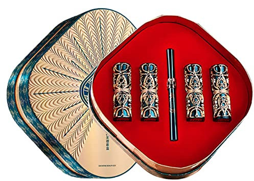 Pump It Lip Plumper The Oriental Ethnic Style Beauty Set Contains 4 Lipsticks And 1 Eyeliner Which Is An Excellent Gift For Others 3ML Scent for Lip Gloss