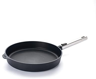 Woll Diamond Logic XR Pro Flachpfanne - Induktiv -, Ø 28 cm, 5 cm hoch, mit abnehmbarem Edelstahlstiel - Geeignet für alle Herdarten, Aluminiumguss, Antihaft-Versiegelung, backofenfest, schwarz