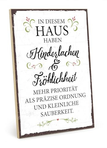 TypeStoff Holzschild mit Spruch – KINDERLACHEN UND FRÖHLICHKEIT – im Vintage-Look mit Zitat als Geschenk und Dekoration zum Thema Familie, Ordnung und Sauberkeit - HS-00365