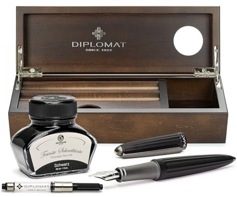 Diplomat Aero Füllhalter Set in schwarz mit Edelstahlfeder M und farblich perfekt passender Füllertinte im Tintenglas, Tintenkonverter und Stifteablage aus Holz - Wenge, Schreibset