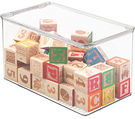 mDesign Spielzeugaufbewahrung – Aufbewahrungsbox mit Deckel zum Spielsachen verstauen im Regal oder unter dem Bett – transparent