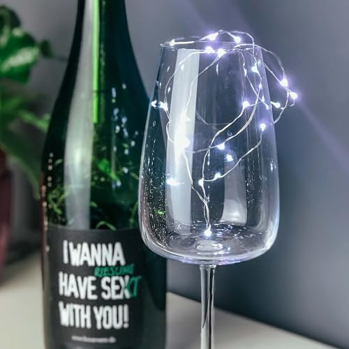hellum LED Lichterkette Batterie innen, 20 kaltweiße LED, 2er Set | Lichterkette Batterie (2xAA nicht inkl) mit kaltweißen Tauperlen, Kupferkabel, beleuchtet 0,95m, als Geschenk 570717
