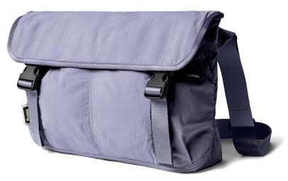 Bellroy Cinch Messenger 12L, Leichte Schultertasche - LilacHaze | 12L leichte Schultertasche mit wasserabweisendem Stoff und müheloser Organisation