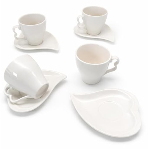 LEONARDO LUXURY HOME DESIGN Set 4 Tazze Love Porcellana Bianca con Piattino Decorativo 180 ml The Cappuccino Lavastoviglie Microonde Idea Regalo (Tazze 180 ml)