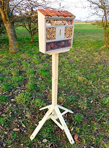 Insektenhotel MIT STÄNDER, mit Holzrinde-Naturdach, FDV-MS hell grau weiss silbergrau Überwinterung Schmetterlingshaus Nest als Ergänzung zum Meisen Nistkasten Meisenkasten oder zum Vogelhaus Vogelfutterhaus Futterstation für Vögel Insektenhäuschen - Insektenhotels, Insektenhotel für ökologische biologische natürliche Blattlausbekämpfung, Marienkäferhaus-Marienkäfer-Marienkäferkasten-Schmetterlingshaus-Schmetterlinge,Gartendeko