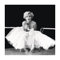 Close Up Marilyn Monroe (Ballet Dancer) (30cm x 30cm) + Original tesa Powerstrips® (1 Pack/20 STK.)