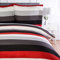 Amazon Basics 3 Stück Bettwäsche-Set, Leicht Mikrofaser, Rot, Schlicht Gestreift, 200 x 200 cm, Geometrisch