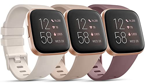 Mugust für Fitbit Versa 2 Armband/Fitbit Versa Armband Damen Herren, Weiches Sport Ersatz Armband Kompatibel mit Fitbit Versa 2/Fitbit Versa/Versa Lite(S,Mondweiß/Rauchlila/Milchtee)