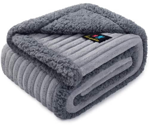 luciphia wasserdichte Hundedecke Waschbar, Haustier Decke für Hund Katzen Welpe, Kuscheldecke Weich Flaushig Sherpa Fleece, Katzendecke Mittelgroße Große für Bett Sofa Couch, Grau(71 * 102cm)