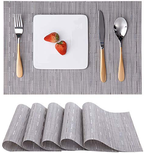 Myir JUN Tischsets Abwaschbar 6er Set, Gewebte Platzdeckchen rutschfest Abgrifffeste Hitzebeständig, Vinyl Platzsets Abwaschbar für küche Speisetisch Hotel, Platz-Matten 30x43.5cm (Silber)