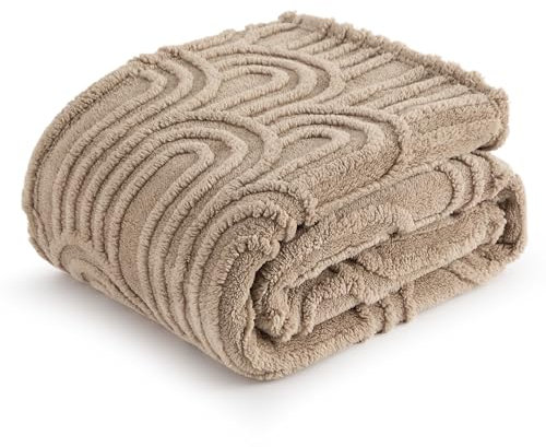 BEDSURE Kuscheldecke Flauschig Decke Fleecedecke - Weiche Warme Grobe Korddecke Gemütlicher Überwurf Für Bett und Couch, Braun, 150 x 200 cm