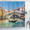ABAKUHAUS Venedig Duschvorhang, Sunny Day in City-Reisen, Stoffliches Gewebe Badezimmerdekorationsset mit Haken, 175 x 180 cm, Blau Mehrfarbig