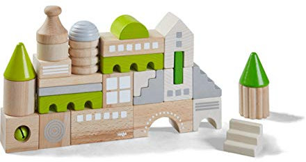 HABA 305456 - Bausteine Coburg, 28-teiliges Baustein-Set zum Bauen von Stadtkulissen, Holzbausteine in unterschiedlichen Formen und Farben, Spielzeug ab 18 Monaten