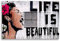 Leinwanddrucke fertig zum Aufhängen Druck auf leinwand Banksy Graffiti - Bild Life is Beautiful ! (div. größen) Bild fertig auf Keilrahmen ! Pop Art Gemälde Kunstdrucke, Wandbilder, Bilder (50x70cm)