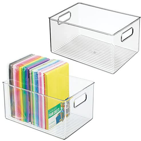 mDesign Ablagebox mit integrierten Griffen – große Aufbewahrungsbox für Make-up, Handtücher, Seifen und Shampoo – ideal zur Kosmetikaufbewahrung im Bad – 2er-Set – durchsichtig