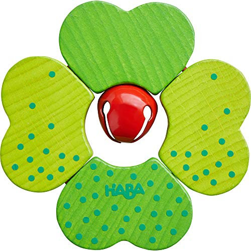 HABA 305579 - Greifling Kleeblatt, Spielzeug für Babys aus Holz ab 6 Monaten zur Anregung der Sinne und Förderung von Feinmotorik und erstem Greifen in niedlichem Kleeblatt-Design mit Glöckchen