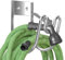 Supporto per tubo da giardino in acciaio inox.