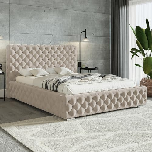 MOTIVENA Dianna Chesterfield Bett 180x200 Beige Samt, mit Stauraum, mit Kopfteil, mit Lattenrost, mit Füßen, mit Matratze H3/H4, Chesterfield Polsterbett 180x200 mit Bettkasten Beige (Creme)