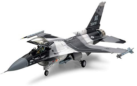 Tamiya - 61106 - Maquette - F-16C / N Agressor - Echelle 1:48