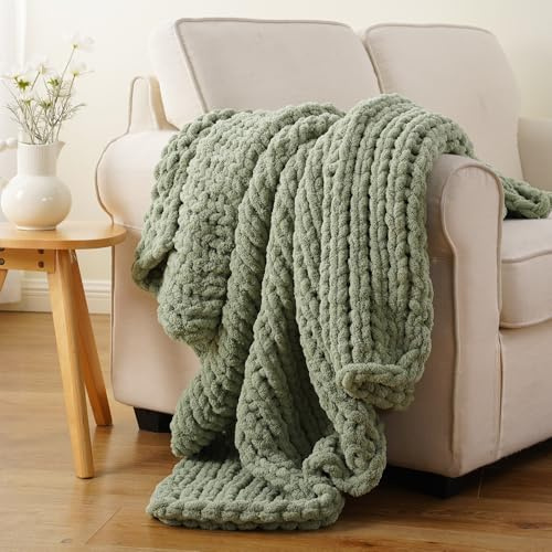 Battilo Chunky Knit Blanket Throw, Sage Green Chenille Sofa Throw 125x150cm | Handmade Cable Knit Crochet Blanket, Soft Thick Large Rope Knot Throw Blankets for Bed Home Decor