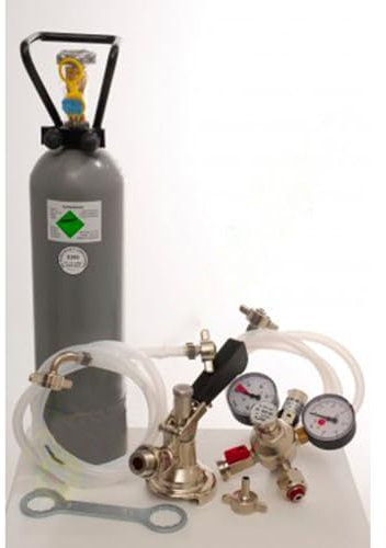 Zubehörpaket 4 mit 2,0 kg CO2 für 2 leitige Zapfanlagen mit 1 * Flach Fitting und 1 * Kombi Fitting