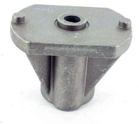Mozzo di lama per Castelgarden modelli cl434/484/TR/ERT – R434/484/TR/ERT. sostituisce origine: 22463011/0, 22463012/1,22463014/0. Alesaggio: 22,2 mm, H.: 51 mm, profondità del Pozza: 27 mm