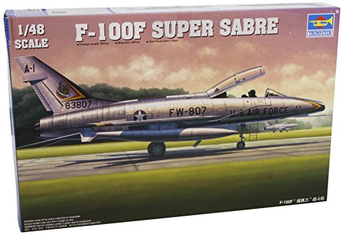 Trumpeter 1:48 - North American F-100F Super Sabre