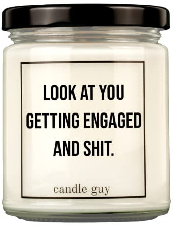 candle guy Duftkerze im Glas [Brennzeit 70h] - Duft-Kerze handgemacht mit Spruch | Freches Geschenk für Frauen, Freundin, Geburtstag | 100% Sojawachs, schöne natürliche Düfte mit ätherischem Öl