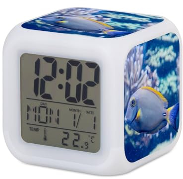 Fabulous Wecker Würfel beleuchtet Weiß – Fisch-Chirurgischer Fisch Exotischer Tierleben – 7,8 x 7,8 x 7,8 cm – Retro Beleuchtung Mehrfarbig LED