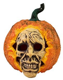 EUROPALMS Halloween Totenkopf-Kürbis | Kürbis mit Totenkopfmaske zum Aufhängen oder Stellen | Gelb blinkende LED im Kürbisinneren | Betrieb über DREI 1,5-V Batterien, Typ LR44 | Höhe 26 cm