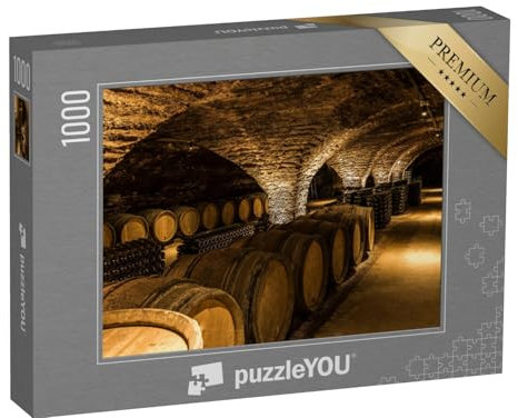 puzzleYOU: Puzzle 1000 Teile „Alter Keller mit Flaschen und Fässern unter dem Schloss, wo Wein hergestellt Wird“ – aus der Puzzle-Kollektion Wein