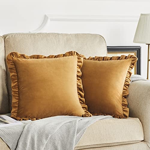 GIGIZAZA Samt Kissenbezug Dark Gold 50 x 50: 2 Stück Kissenhülle Dekorative Sofakissen Luxuriös Sofakissen mit Rüsche Kissenbezüg - Plisseefalten Chic Kissenbezug für Couch Bett Sofa Wohnzimmer