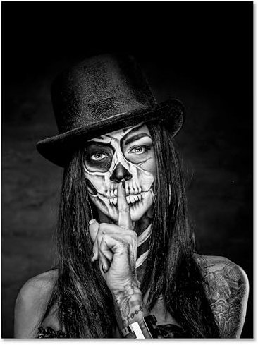 wandmotiv24 Leinwandbild Starke Frauen, Hochformat, Frau mit Totenkopf Makeup 2 M0149