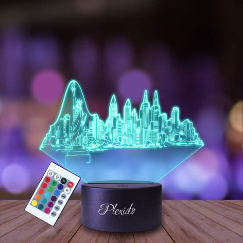 Plexido Nachtlicht New York Panorama Freiheitsstatue Illusion Lampe 3D Nachttischlampe Geschenk für Kinder Personalisiert Graveur Weltraum Kinderzimmer LED Licht Fernbedienung 16 Farbwechsel