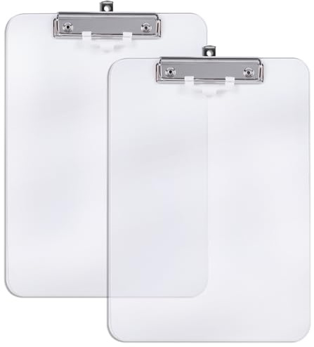 Hnogri Kunststoff-Klemmbrett 2er-Set, Standard A4 Letter Size Klemmbretter für Studenten, Büro und Frauen, Zwischenablage mit Stifthalter und Low Profile Clip, Größe 12,5 x 9 Zoll, (Klar)