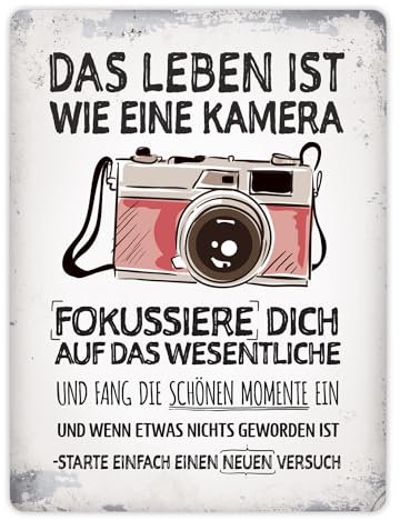 Metallschild XL mit Kamera Motiv und Spruch: Das Leben ist wie eine Kamera
