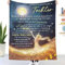 Kuscheldecke Flauschige an unsere Tochter von Eltern, Personalisierte Geschenke Decke Deutsche Mama und Papa für Tochter Briefdecke Positiv Ermutigen Fleecedecke Wohndecke Sofadecke (150×220cm)