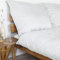 AGAPIE - Bambou Lyocell Taie d'oreiller 80x80 cm - Blanc, 100% Bio Oeko-Tex 100, pour Personnes allergiques, antibactérien, Respirant, Anti-Odeur, particulièrement Doux