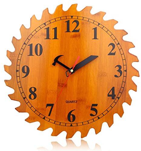 CIGERA Horloge murale en bambou de 30,5 cm avec cadran de lame de scie circulaire, scie à main et pointeur à marteau, excellente décoration pour la maison, l'atelier et la grotte