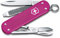 Victorinox Schweizer Taschenmesser, Klein, Classic SD Alox, Multitool, Swiss Army Knife, 5 Funktionen, Klinge, Nagelfeile, Pink
