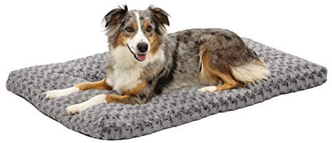 MidWest Homes for Pets Ombré Swirl Plush Pet Bed; 106.68 cm (42-Inch) Long Pet Bed for Toy Dog/Cat Breeds; Gray; Model 40642-SGB