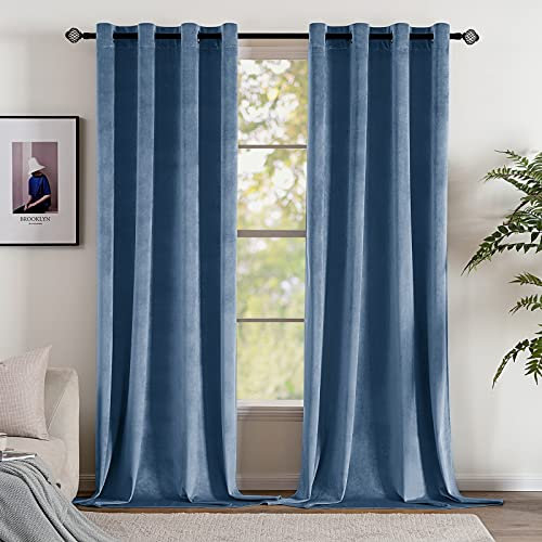 EMEMA 2 Stück Verdunklungsvorhang Samtvorhänge Blickdicht Vorhang mit Ösen Thermogardine Ösenvorhang Verdunkelungsgardinen für Schlafzimmer Wohnzimmer, 140 x 175 cm(B x H) Pfauenblau