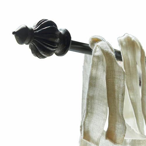 Loberon Gardinenstange Ervauville, Handgedrechselt & Geschnitzt, Ausziehbar, Romantisch-nostalgischer Touch, Vorhangstange, Teleskopstange, Stahl, Mangoholz, antikschwarz