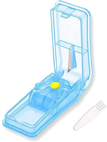 IZyufan Tablettenteiler, Medikamententeiler für Kleine und Große Tabletten, Pillenteiler mit Tablettenaufbewahrungsfach, Teilt Pillen Exakt, für Tabletten in ein Halbes Viertel Schneiden (Blau)