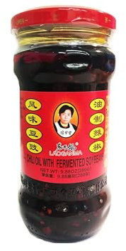 Lao Gan Ma Chiliöl mit fermentierten Sojabohnen - Scharfe Bohnenpaste mit Chiliöl - Chinesische Würz Sauce - Original aus China - OG ASIA - 280g